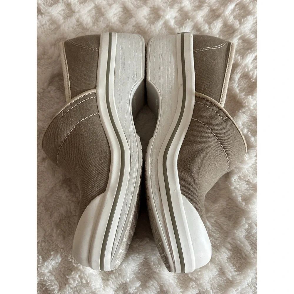 Dansko Women's Volley Flat Canvas Top Rubber White Some Euro Size 37 US 6.5/7